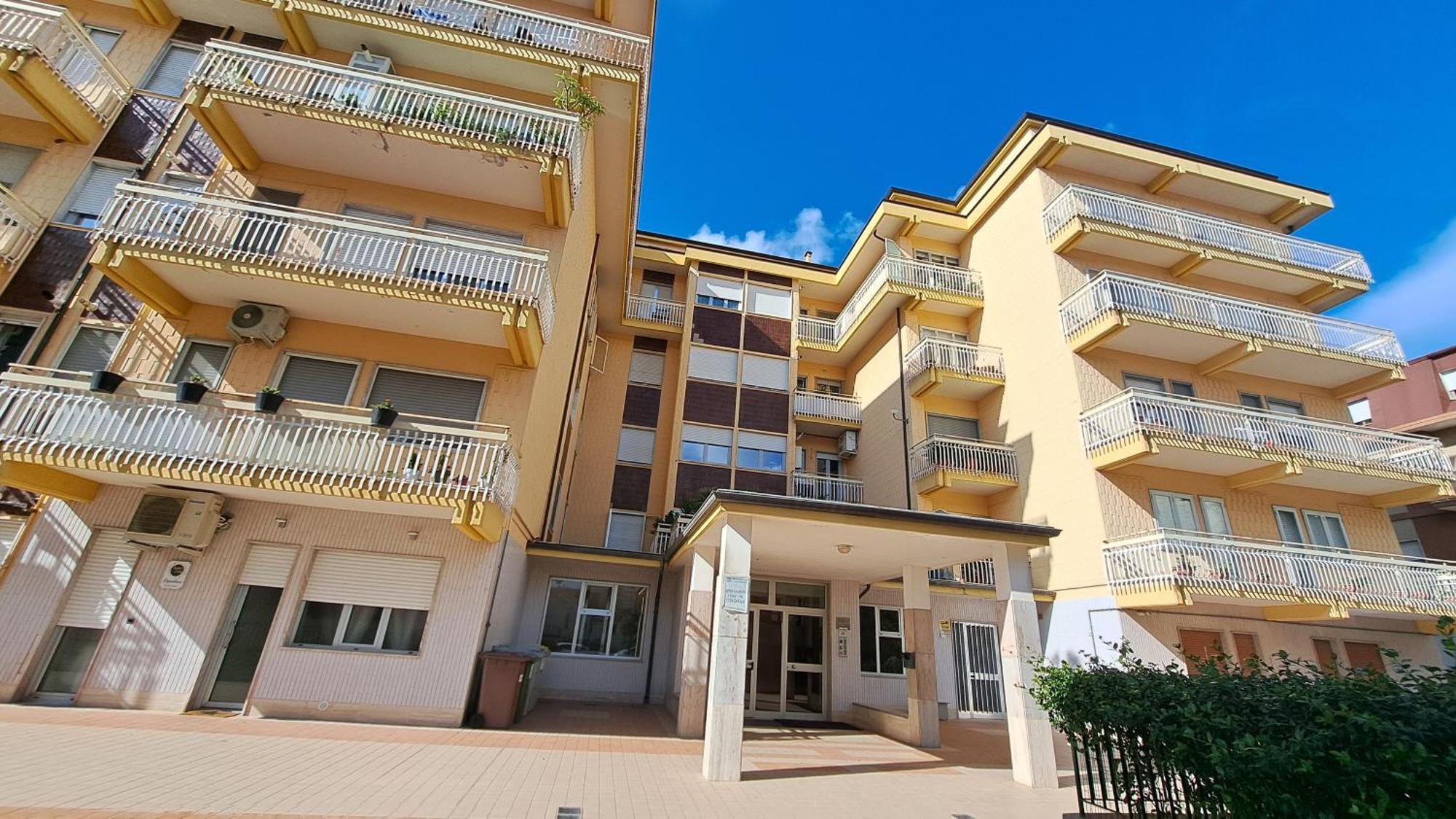 Cas'Ape Appartement Isernia Buitenkant foto